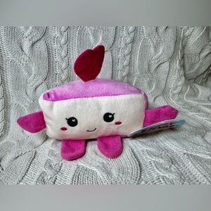 Fuzzy Friends Plush Birthday Cake Toy 4” #1086